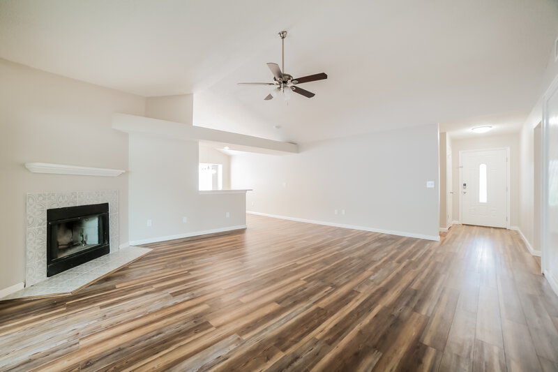 2,545/Mo, 7127 Hollowell Dr Tampa, FL 33634 Living Room View