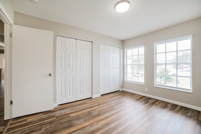 2,545/Mo, 7127 Hollowell Dr Tampa, FL 33634 Bedroom View