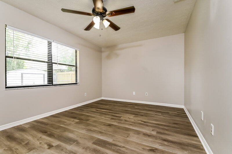 2,065/Mo, 846 Timber Pond Dr Brandon, FL 33510 Main Bedroom View