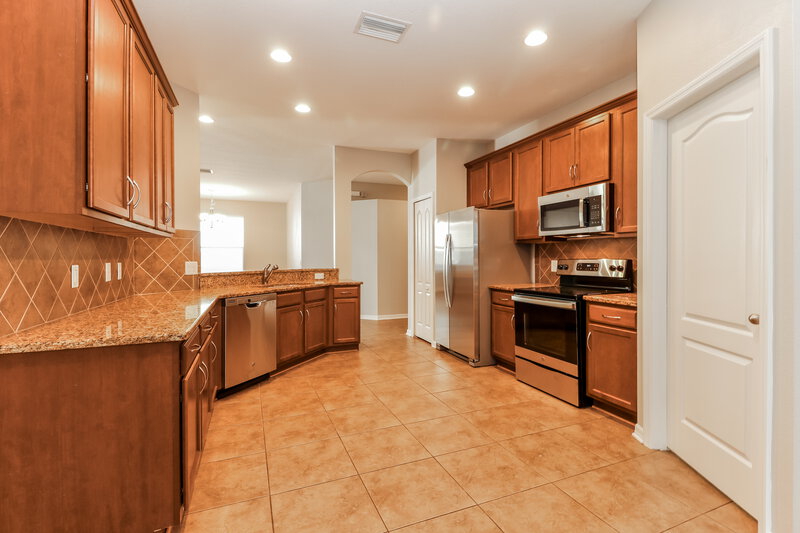 4,190/Mo, 18447 Red Willow Way Land O Lakes, FL 34638 Kitchen View 2