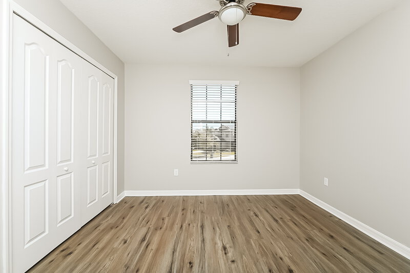1,950/Mo, 10041 Newminster Loop Ruskin, FL 33573 Bedroom View