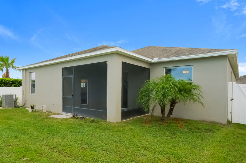 1,985/Mo, 2374 Dovesong Trace Dr Ruskin, FL 33570 Rear View