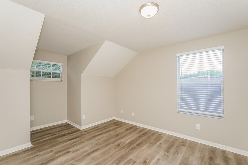 2,025/Mo, 7403 Oxford Garden Cir Apollo Beach, FL 33572 Bedroom View 2