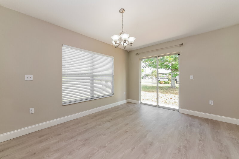 1,915/Mo, 5007 Jeweled Cone Pl Apollo Beach, FL 33572 Dining Room View