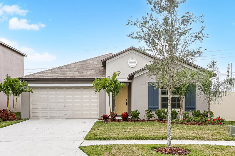 2,300/Mo, 1411 Golden Glow Dr Ruskin, FL 33570 External View