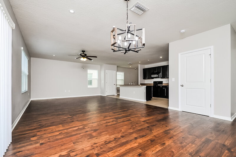 2,510/Mo, 10136 Geese Trail Cir Sun City Center, FL 33573 Dining Room View