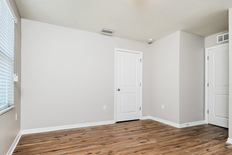 2,510/Mo, 10136 Geese Trail Cir Sun City Center, FL 33573 Bedroom View