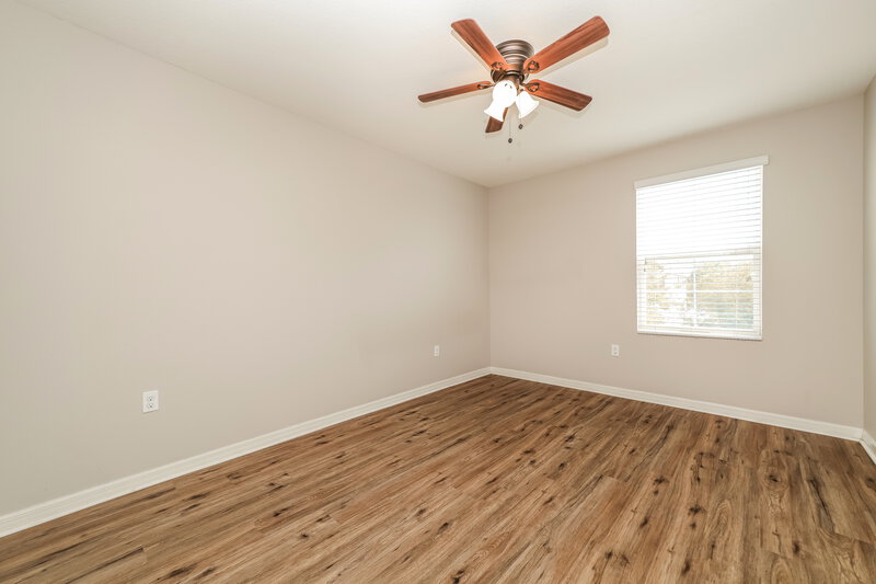 2,290/Mo, 10136 Geese Trail Cir Sun City Center, FL 33573 Bedroom View 2