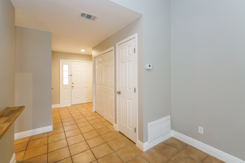 3,740/Mo, 1620 Cobbler Dr Lutz, FL 33559 Foyer View