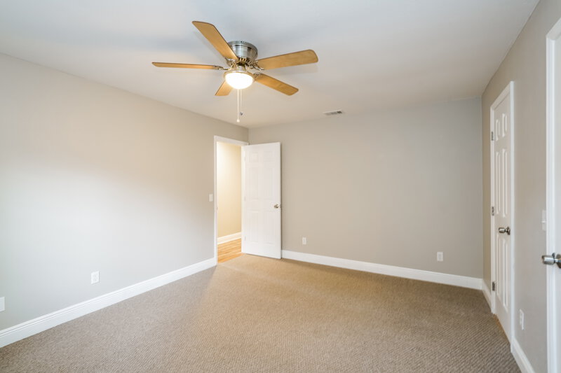 3,740/Mo, 1620 Cobbler Dr Lutz, FL 33559 Main Bedroom View 2