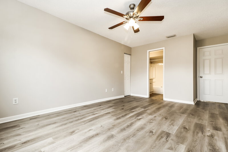 2,095/Mo, 3819 Briarbrook Pl Land O Lakes, FL 34639 Main Bedroom View 2