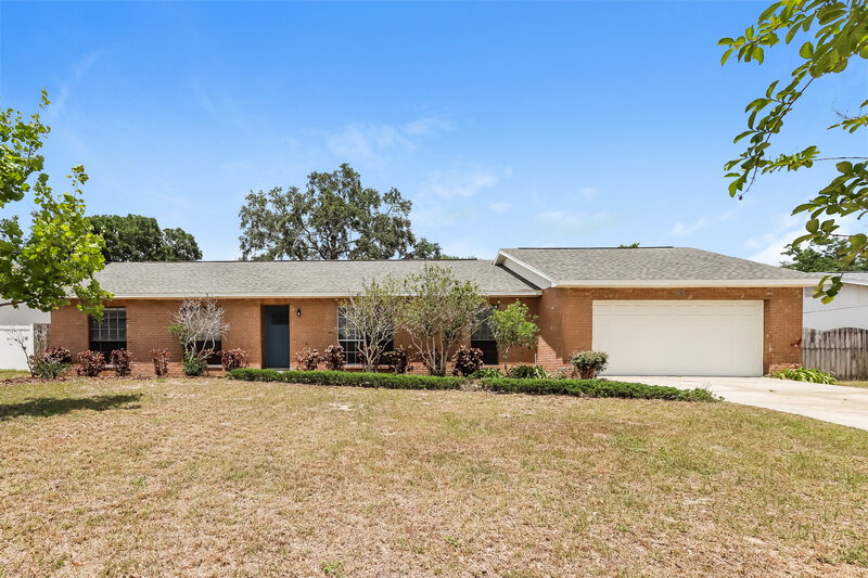 2,210/Mo, 606 Rosemarie Ave Brandon, FL 33511 External View