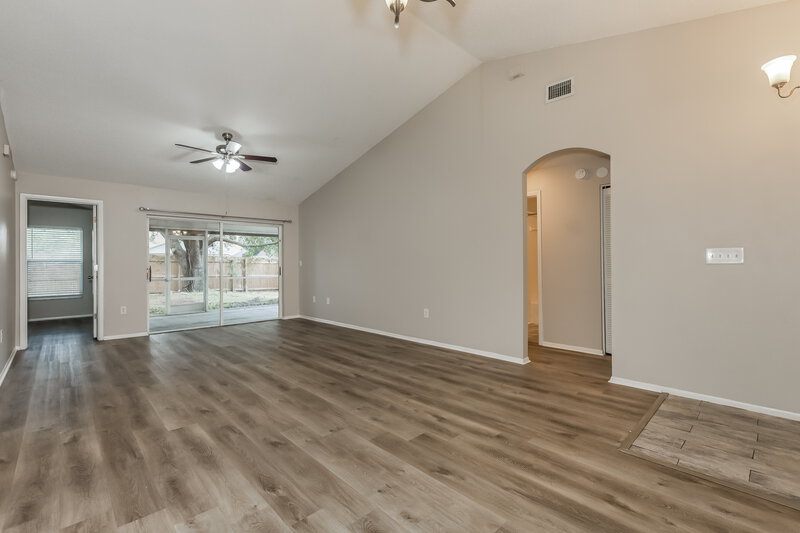3,160/Mo, 13208 Sharondale Ct Riverview, FL 33579 Living Room View