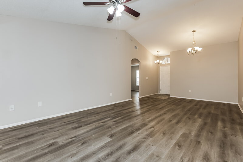 3,160/Mo, 13208 Sharondale Ct Riverview, FL 33579 Living Room View 2