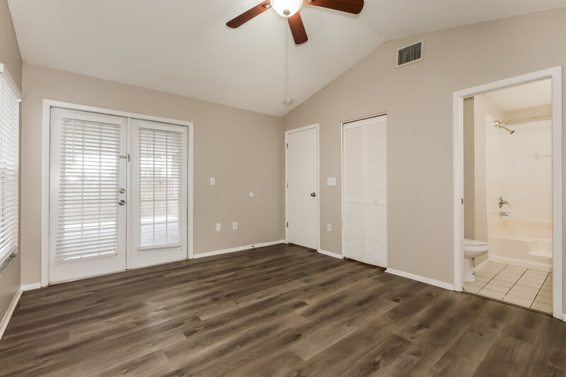 3,160/Mo, 13208 Sharondale Ct Riverview, FL 33579 Main Bedroom View 2