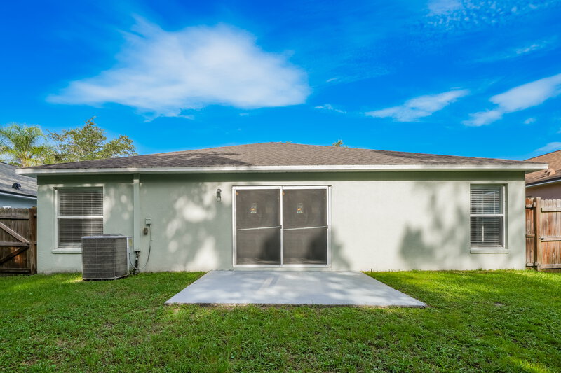 2,095/Mo, 6410 Buckhead Ct Wesley Chapel, FL 33545 Rear View