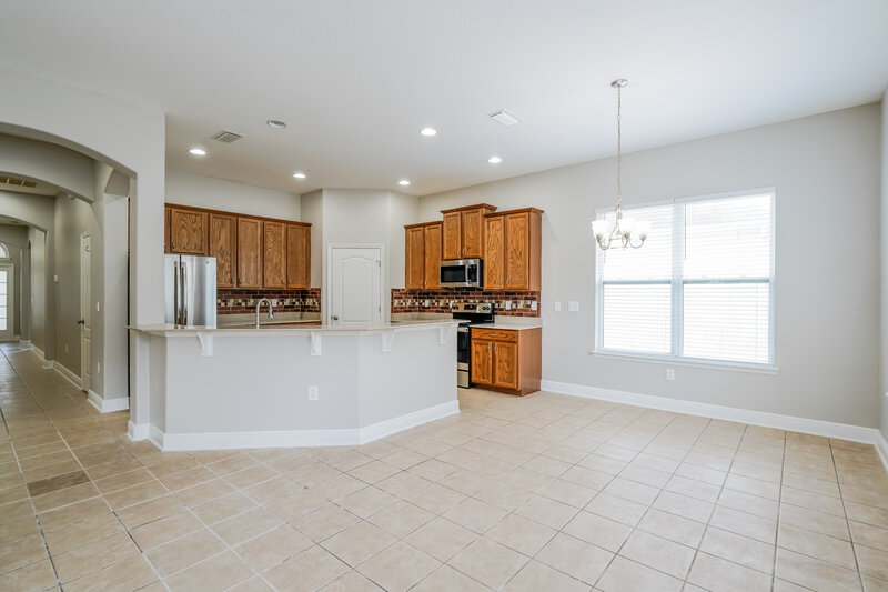 2,325/Mo, 210 Montara Drive Seffner, FL 33584 Dining Room View