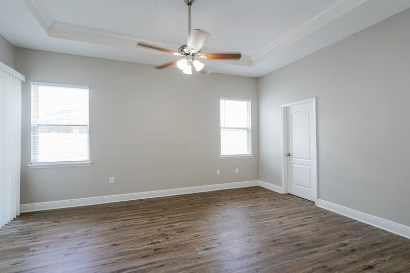 2,325/Mo, 210 Montara Drive Seffner, FL 33584 Main Bedroom View