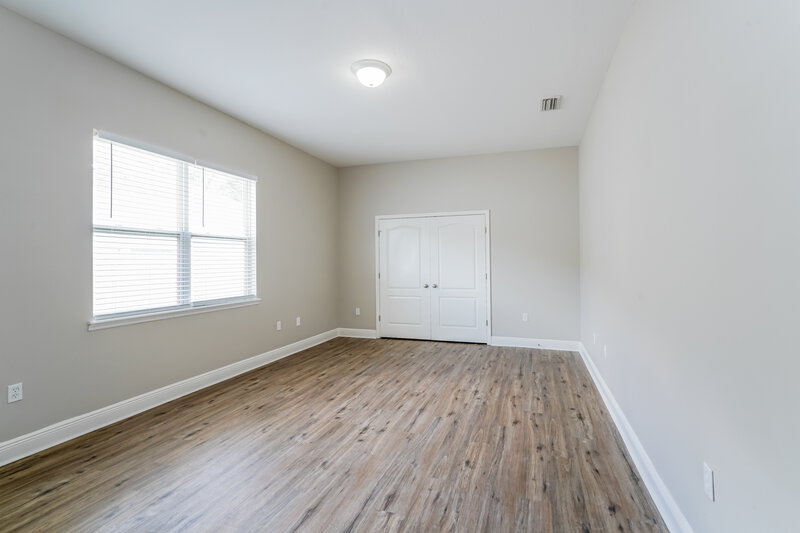2,325/Mo, 210 Montara Drive Seffner, FL 33584 Bedroom View 2