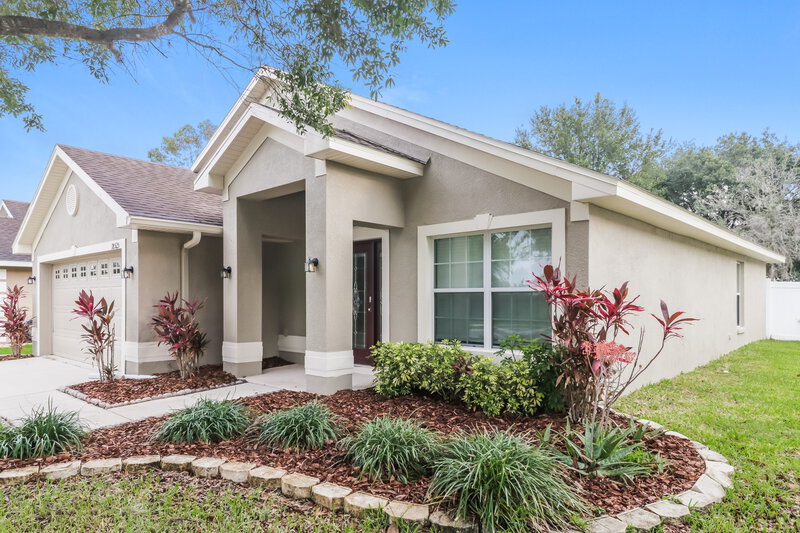 2,230/Mo, 18525 Dajana Ave Land O Lakes, FL 34638 Front View