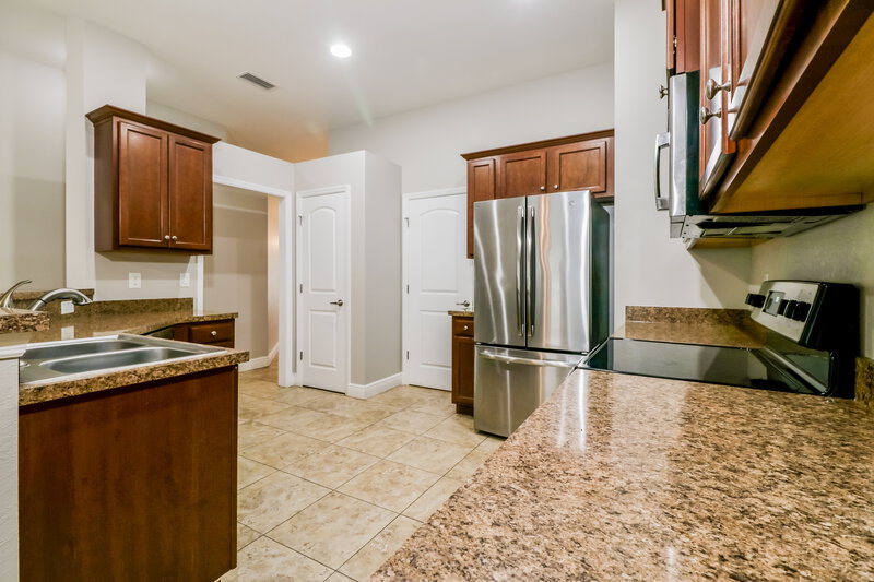 2,230/Mo, 18525 Dajana Ave Land O Lakes, FL 34638 Kitchen View