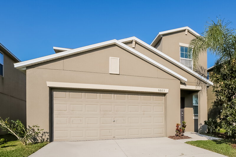 4,050/Mo, 6603 Trent Creek Dr Sun City Center, FL 33573 External View