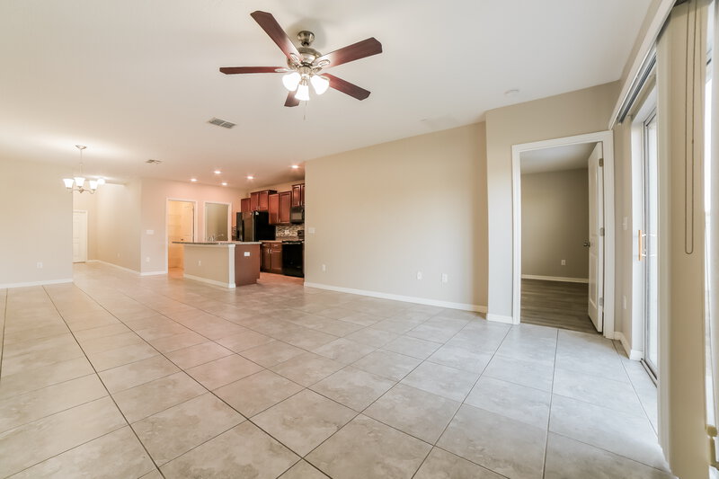 4,050/Mo, 6603 Trent Creek Dr Sun City Center, FL 33573 Living Room View