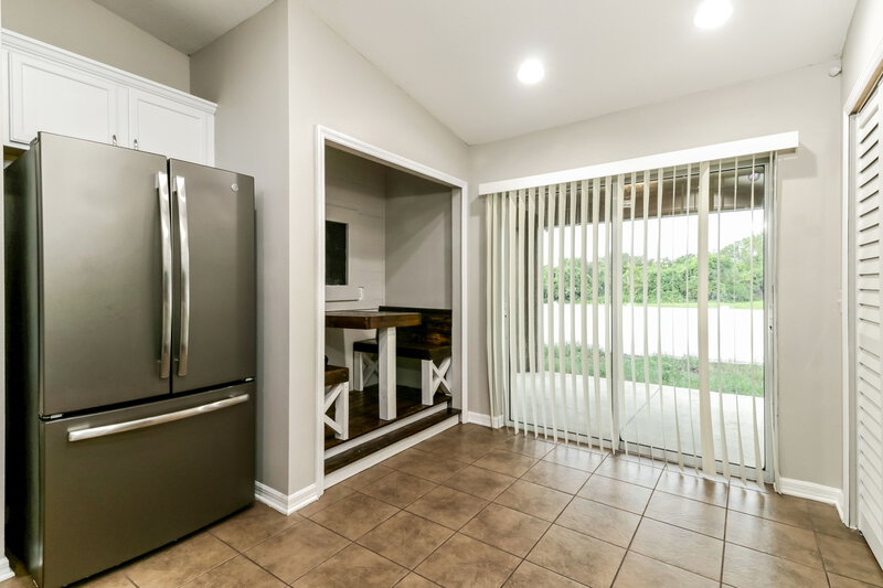 2,015/Mo, 15660 Greyrock Dr Spring Hill, FL 34610 Kitchen View 2