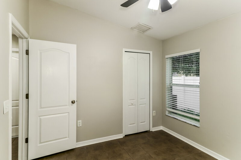 2,015/Mo, 15660 Greyrock Dr Spring Hill, FL 34610 Bedroom View