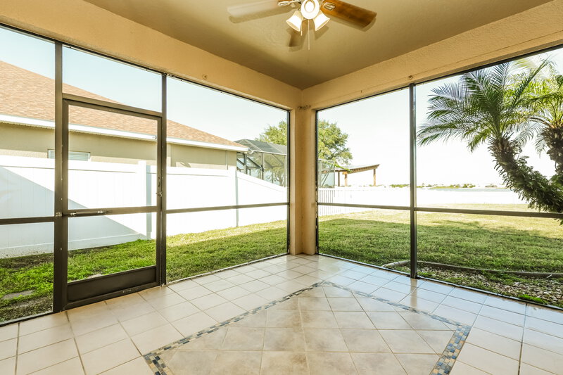 2,085/Mo, 1510 Mira Lago Cir Ruskin, FL 33570 Sun Room View