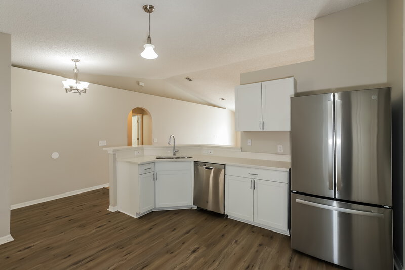 2,180/Mo, 4715 Little Denise Ct Valrico, FL 33594 Kitchen View 4