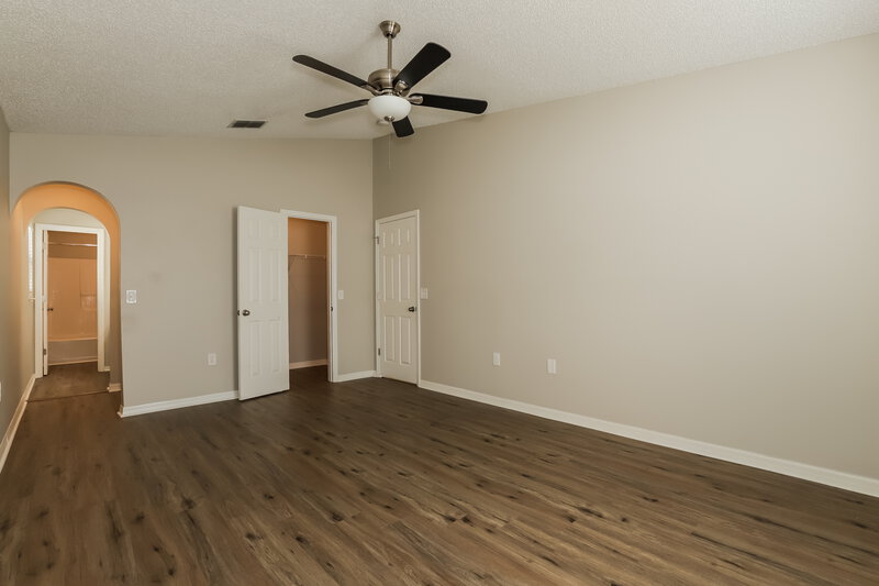 2,180/Mo, 4715 Little Denise Ct Valrico, FL 33594 Main Bedroom View 2