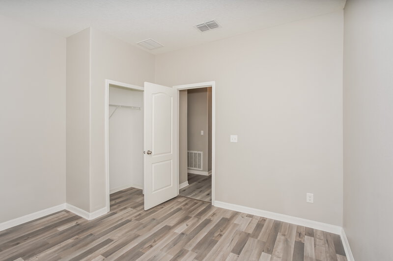 2,335/Mo, 1309 Oak Pond St Ruskin, FL 33570 Bedroom View 4