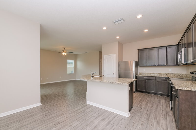 1,815/Mo, 30134 Fedora Cir Brooksville, FL 34602 Living Room View