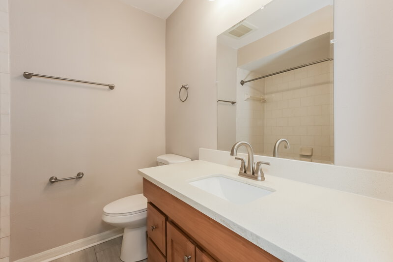 1,935/Mo, 1512 Blueteal Dr Brandon, FL 33511 Bathroom View