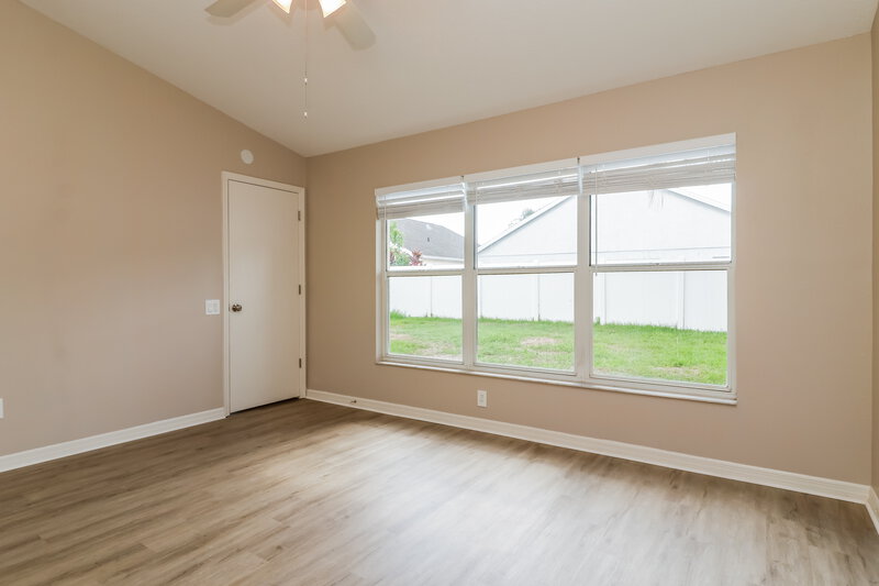 2,380/Mo, 18134 Leafwood Cir Lutz, FL 33558 Bedroom View