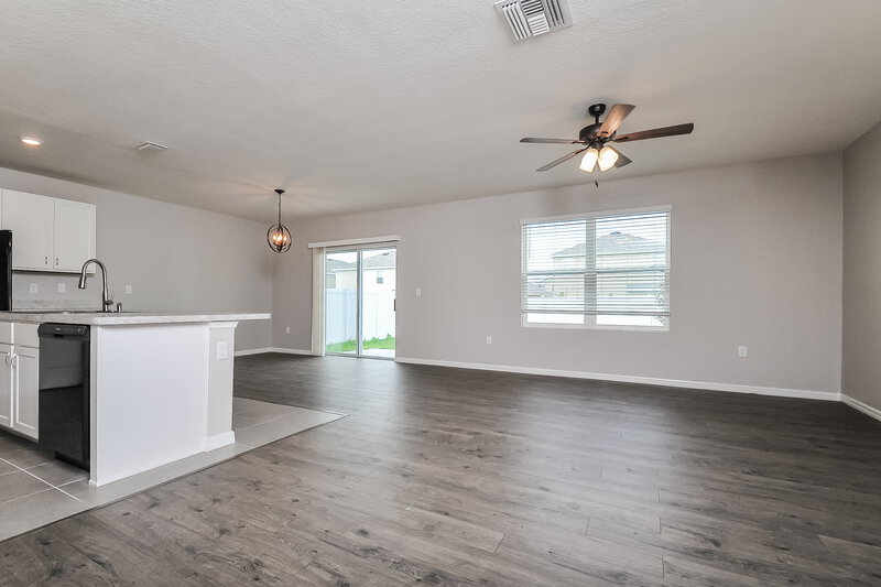 2,335/Mo, 10228 Geese Trail Cir Sun City Center, FL 33573 Dining Room View