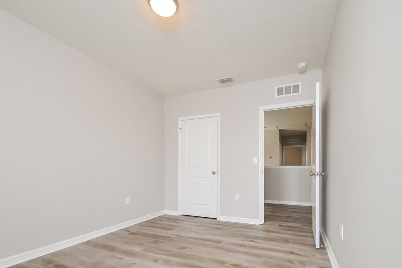 2,335/Mo, 10228 Geese Trail Cir Sun City Center, FL 33573 Bedroom View 2