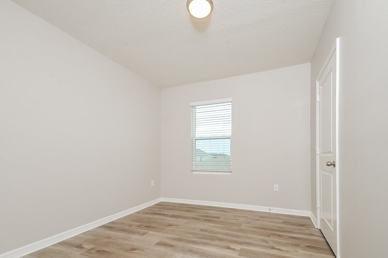 2,335/Mo, 10228 Geese Trail Cir Sun City Center, FL 33573 Bedroom View 4