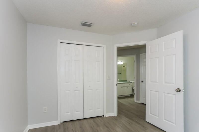 1,740/Mo, 6649 Summer Cove Dr Riverview, FL 33578 Bedroom View