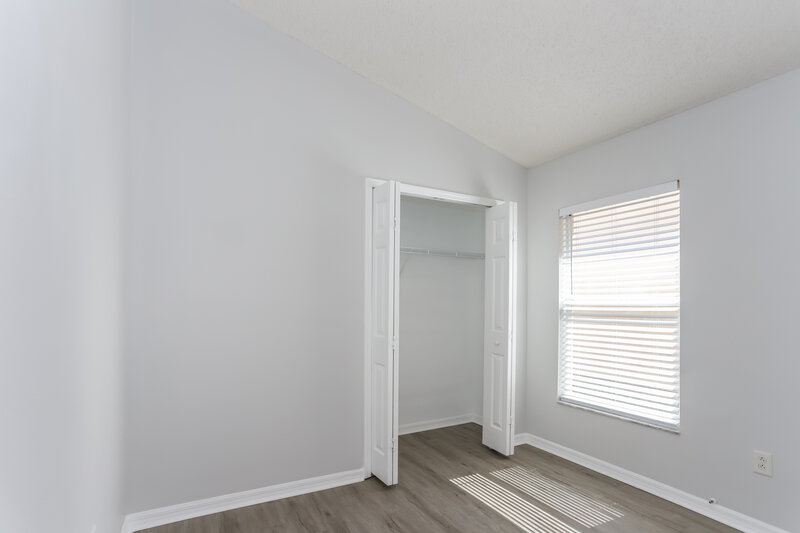 1,740/Mo, 6649 Summer Cove Dr Riverview, FL 33578 Bedroom View 2