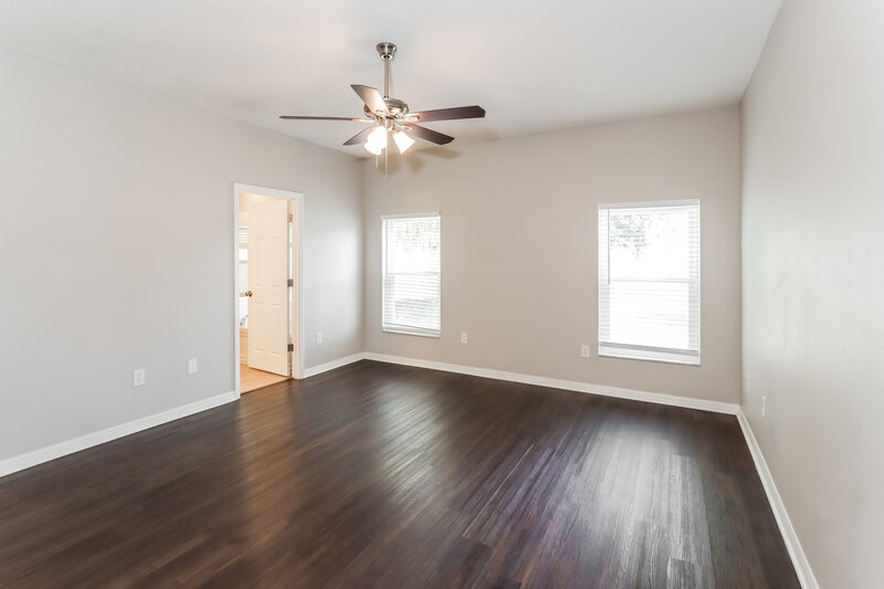 2,360/Mo, 6221 Desert Peace Ave Land O' Lakes, FL 34639 Main Bedroom View