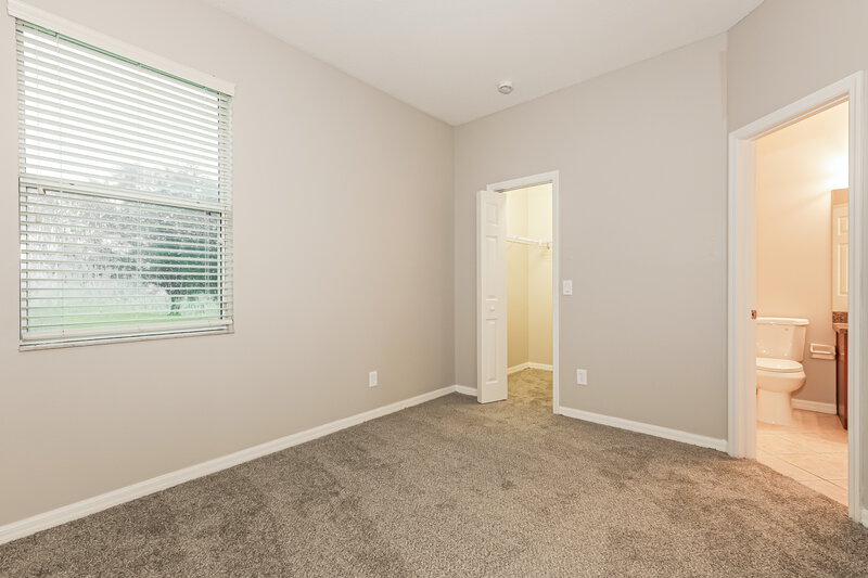 2,505/Mo, 427 Dunaway Dr Valrico, FL 33594 Main Bedroom View 2