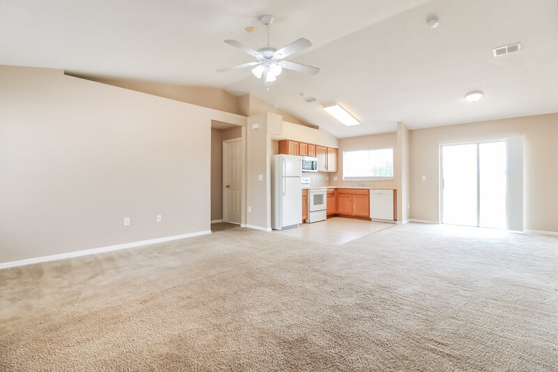 2,125/Mo, 6126 School House Ct Zephyrhills, FL 33545 Living Room View 2