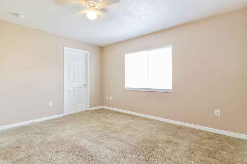 2,125/Mo, 6126 School House Ct Zephyrhills, FL 33545 Main Bedroom View 2