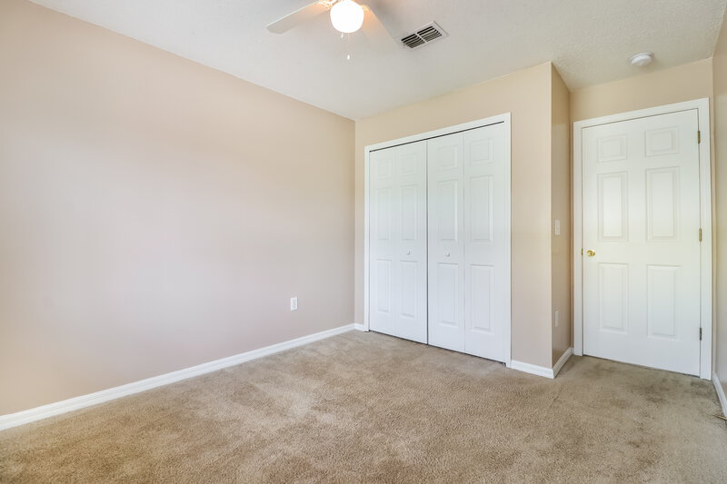 2,125/Mo, 6126 School House Ct Zephyrhills, FL 33545 Bedroom View 4