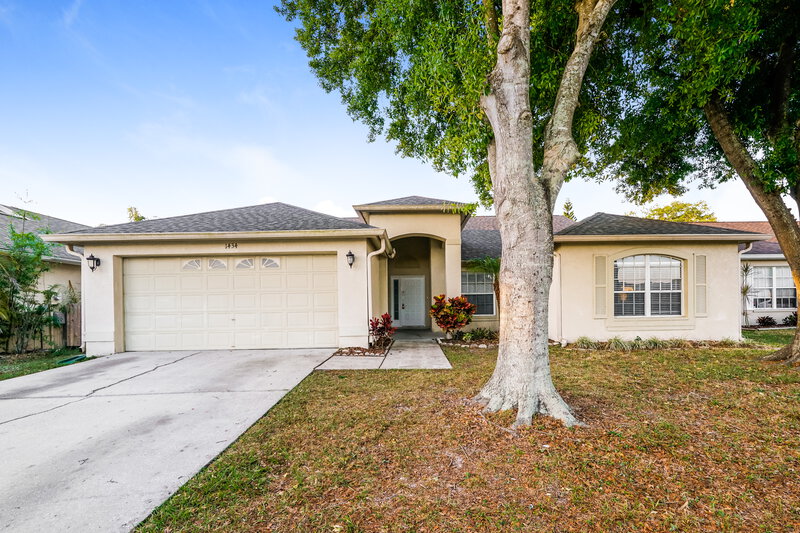 4,310/Mo, 1434 Lakehurst Way Brandon, FL 33511 External View