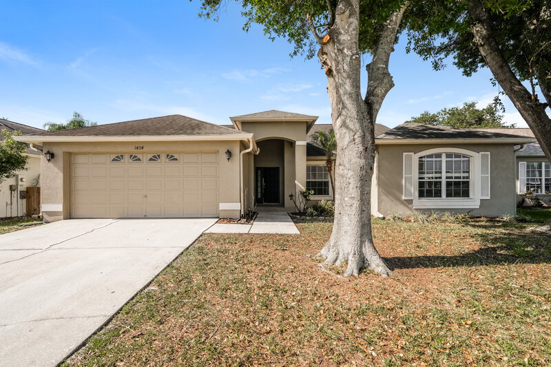 2,555/Mo, 1434 Lakehurst Way Brandon, FL 33511 External View