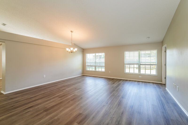 2,555/Mo, 1434 Lakehurst Way Brandon, FL 33511 Living Room View