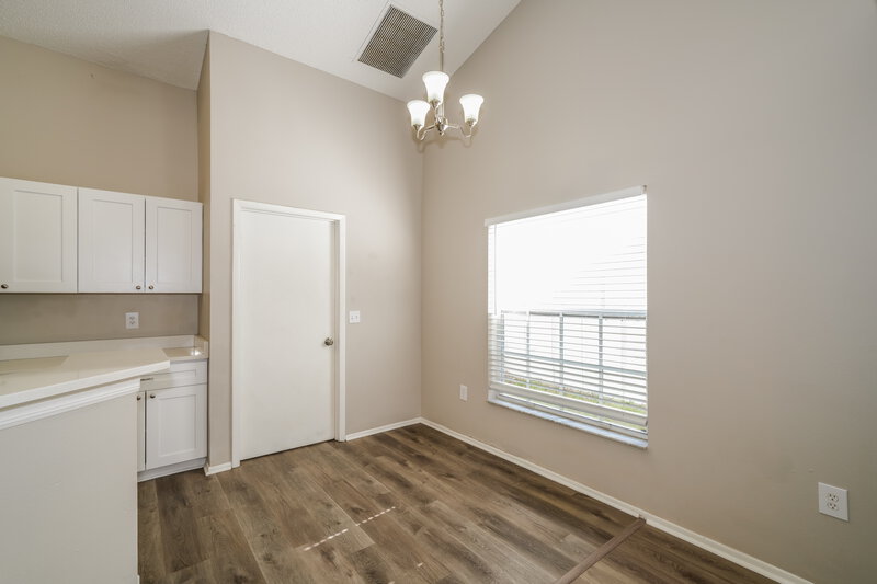 2,555/Mo, 1434 Lakehurst Way Brandon, FL 33511 Dining Room View